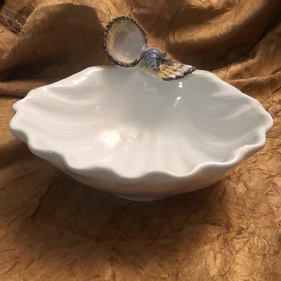 Ceramic Dish/Bowl w/Hand Painted Shell Accents - Picture 2 of 7